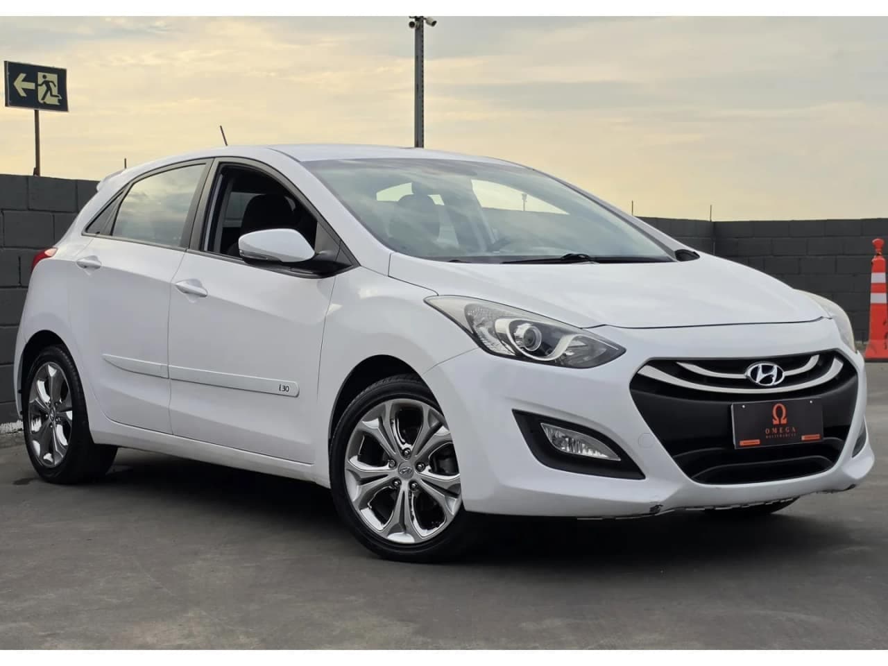 Hyundai i30 1.8 MPI 16V GASOLINA 4P AUTOMATICO