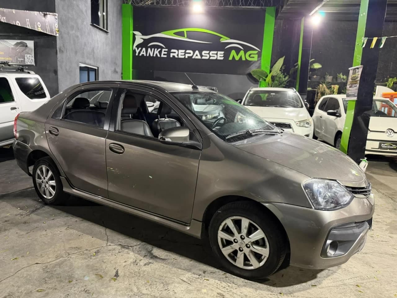 Toyota Etios 1.5 XLS SEDAN 16V FLEX 4P AUTOMÁTICO