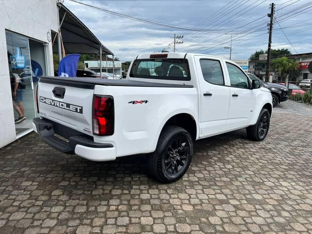 Chevrolet S10 WT AT