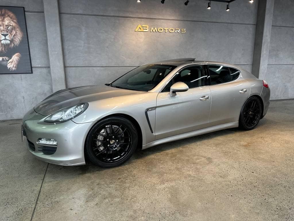 Porsche Panamera S