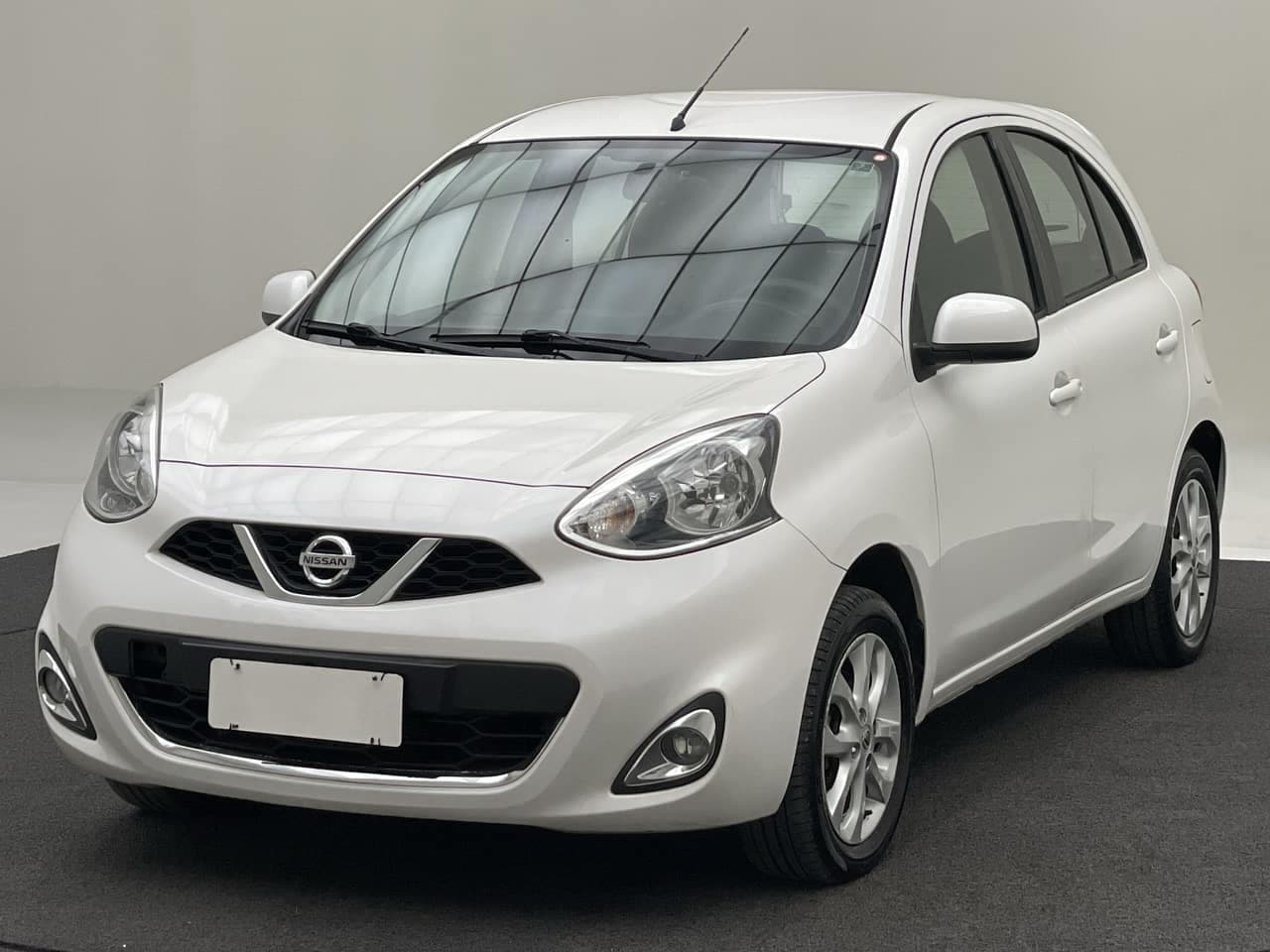 Nissan March MARCH SV 1.0 12V Flex 5p