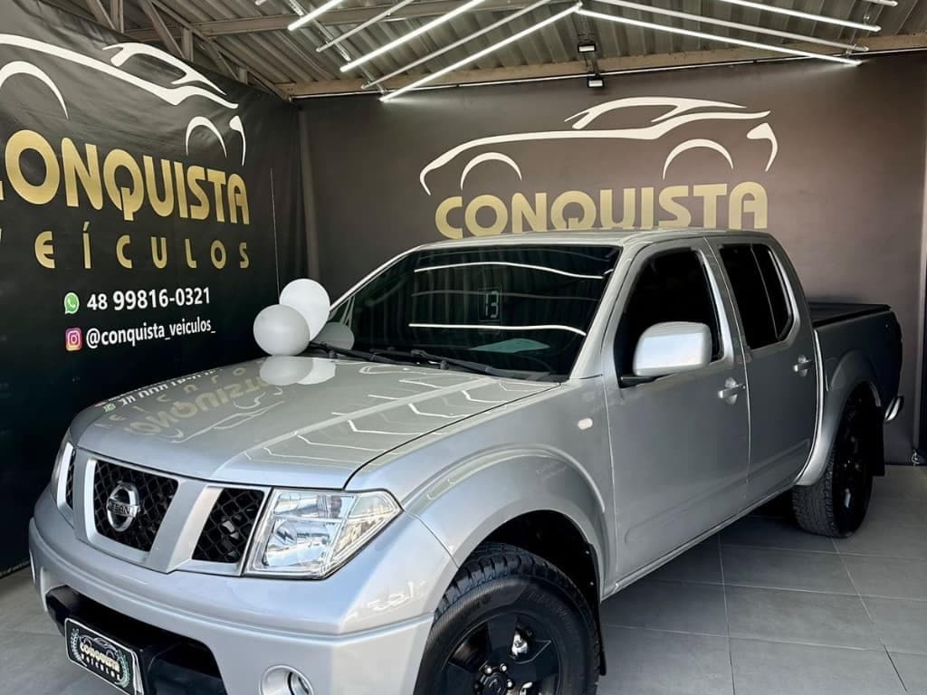 Nissan Frontier XE
