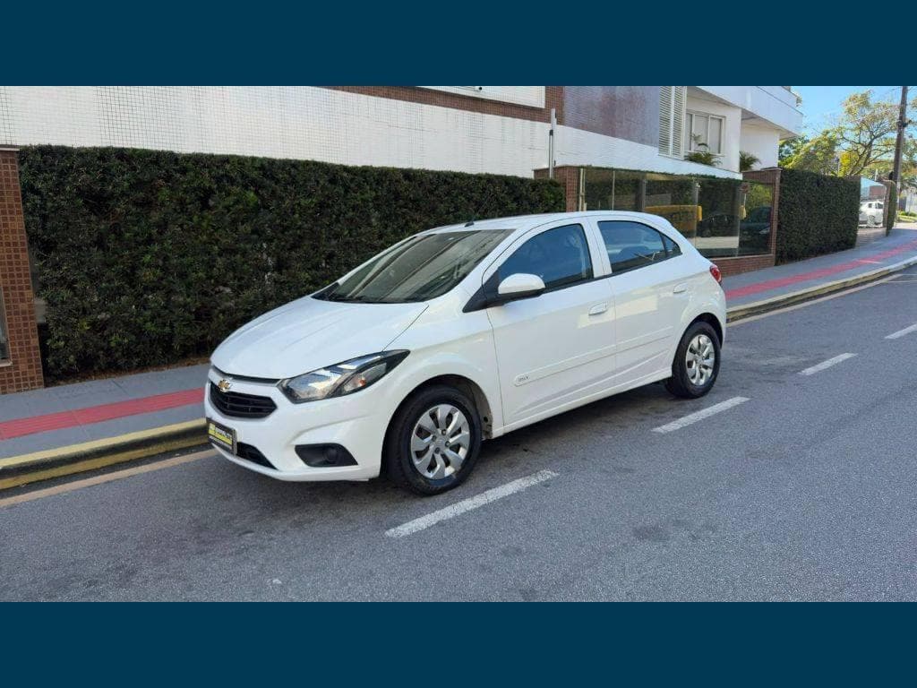 Chevrolet Onix HATCH LT 1.0 8V FlexPower 5p Mec.