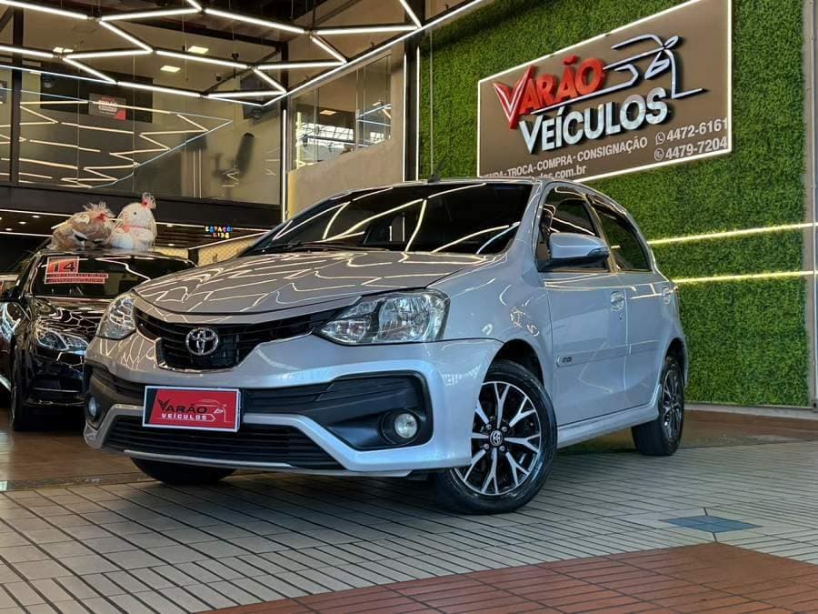 Toyota Etios PLATINUM 1.5 AUTOMÁTICO - BANCOS EM COURO