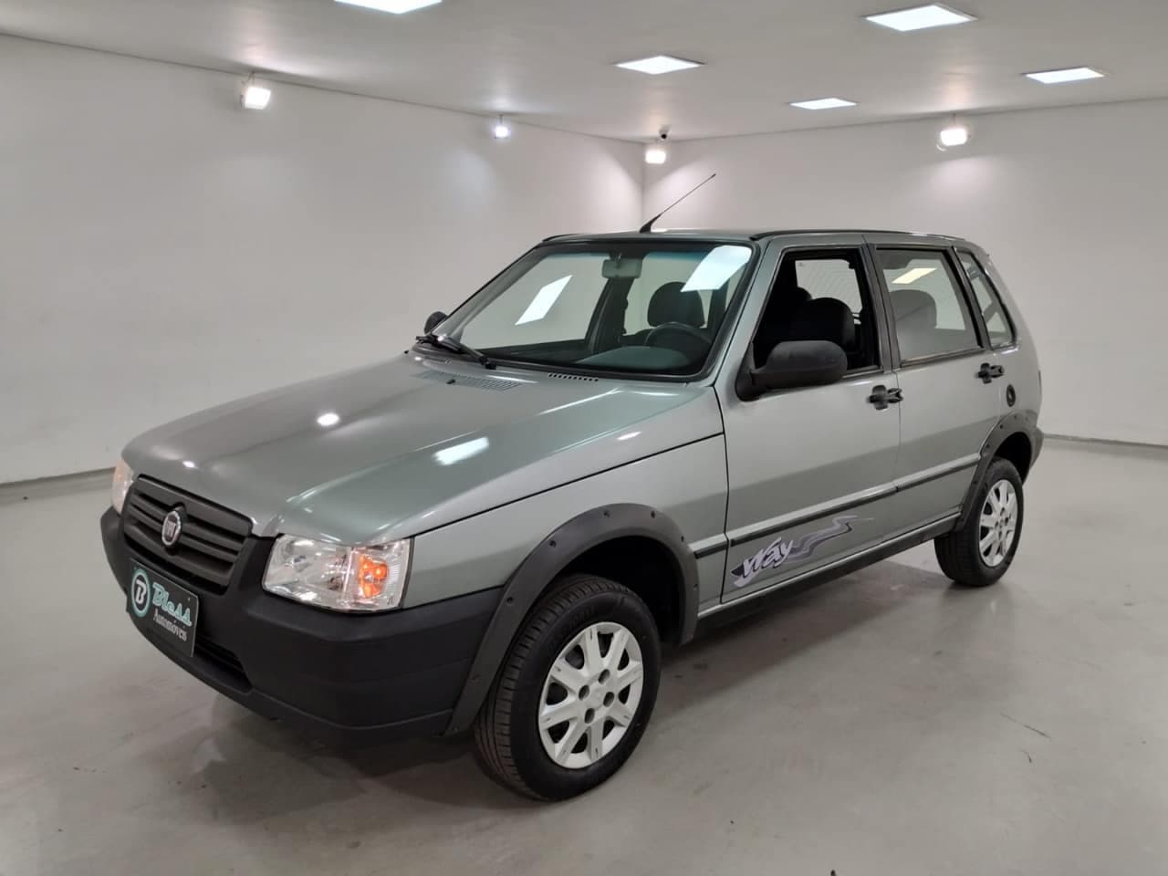 Fiat Uno 1.0 MPI MILLE WAY ECONOMY 8V FLEX 4P MANUAL