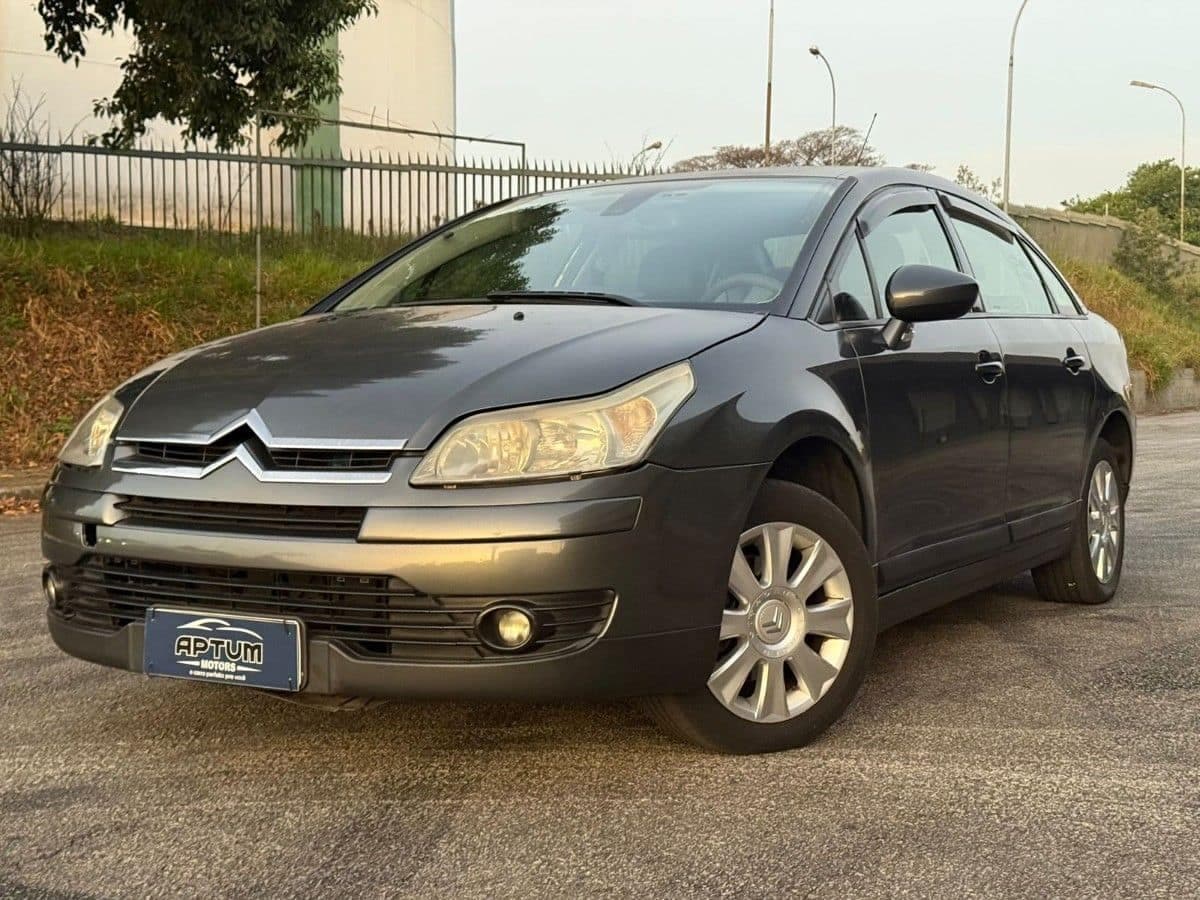 Citroen C4 2.0 GLX 16V FLEX 4P AUTOMÁTICO