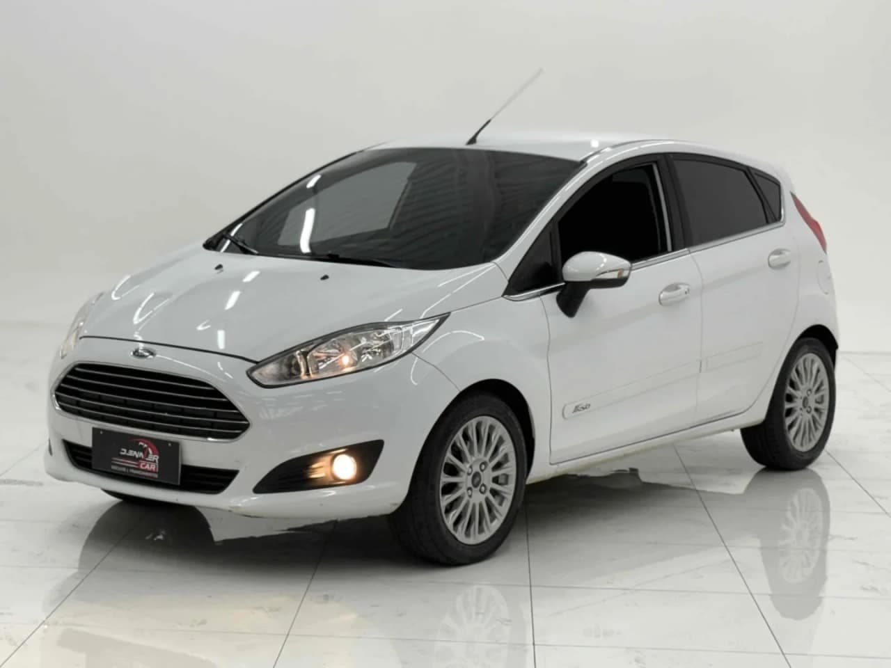 Ford Fiesta 1.6 TITANIUM HATCH 16V FLEX 4P POWERSHIFT