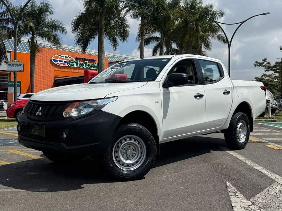 Mitsubishi L200 2.4 16V TURBO DIESEL SPORT GL CD 4P 4X4 MANUAL
