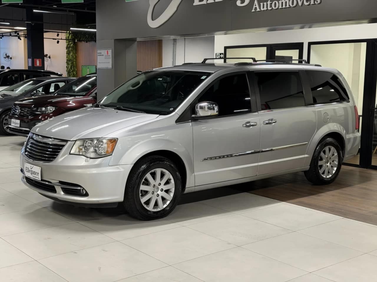 Chrysler Town 3.6 LIMITED V6 24V GASOLINA 4P AUTOMÁTICO