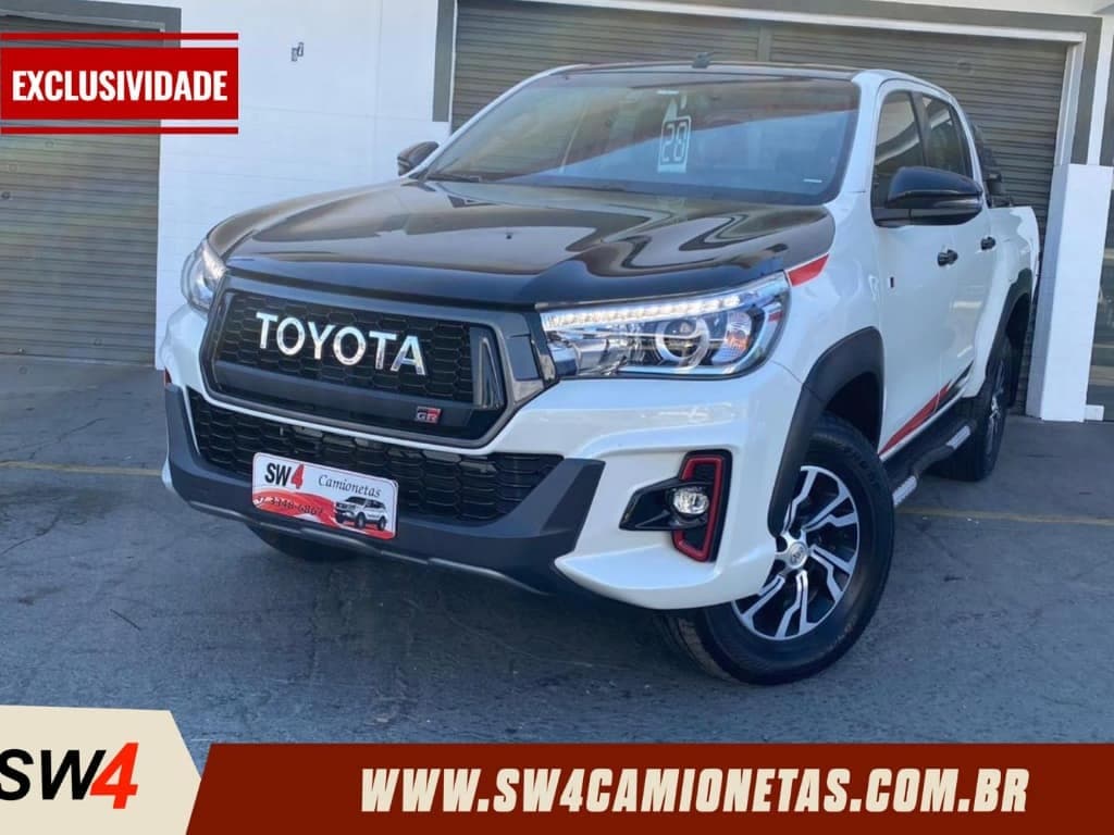 Toyota Hilux GR V6 4X4