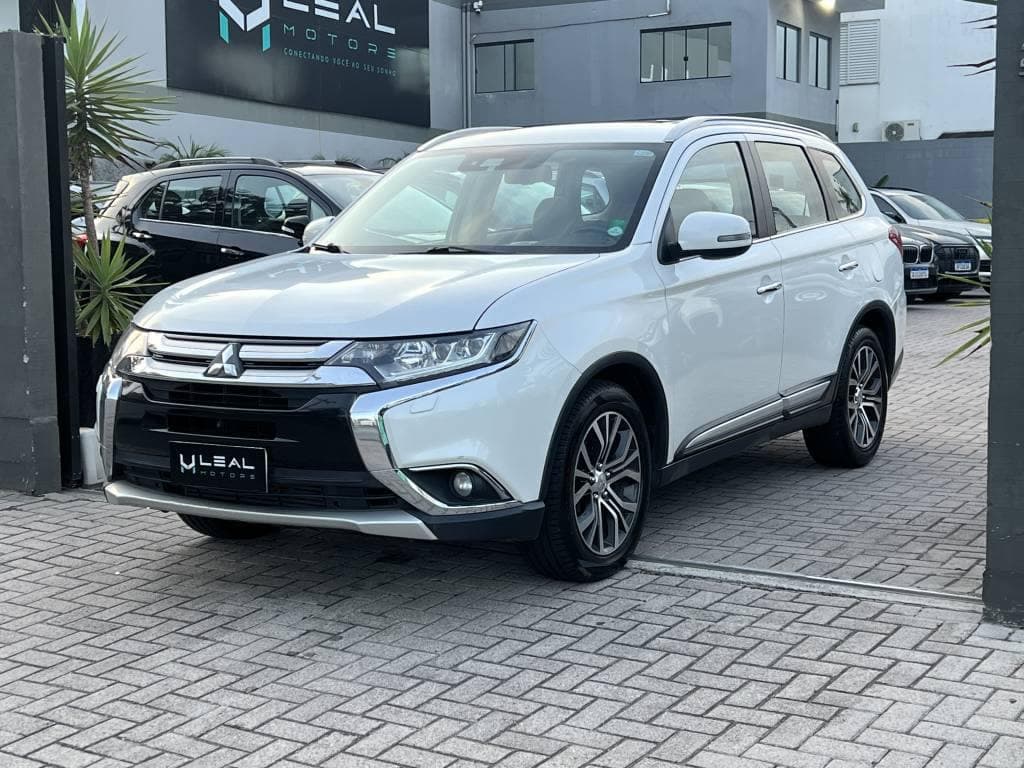 Mitsubishi Outlander 2.2 16V