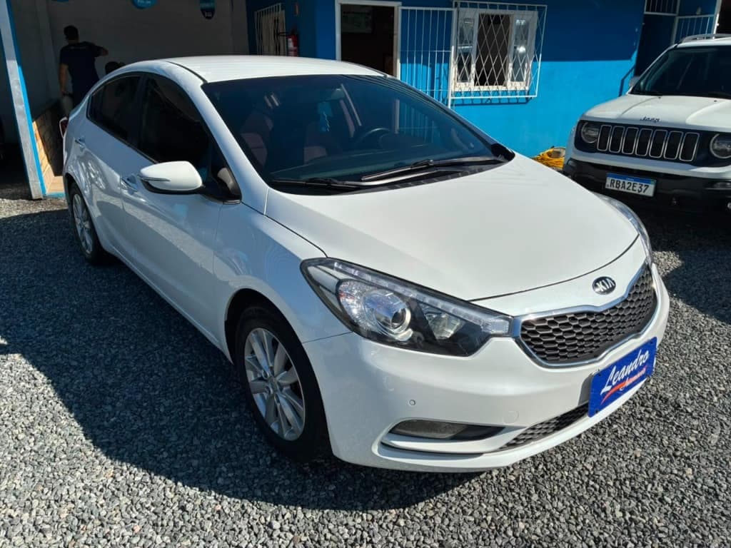 Kia Cerato 1.6 FLEX AUT. SX3
