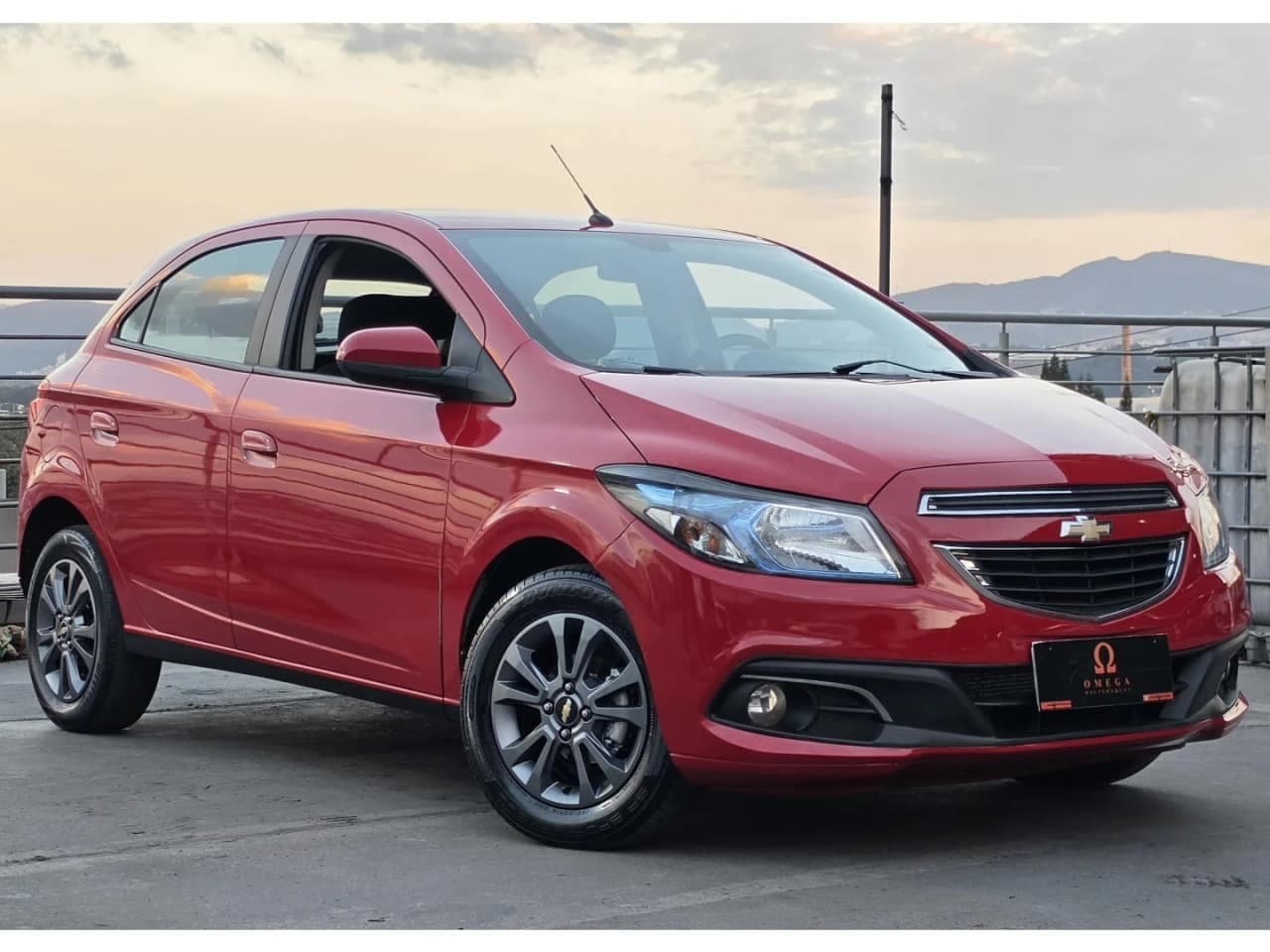 Chevrolet Onix 1.4 MPFI LTZ 8V FLEX 4P MANUAL