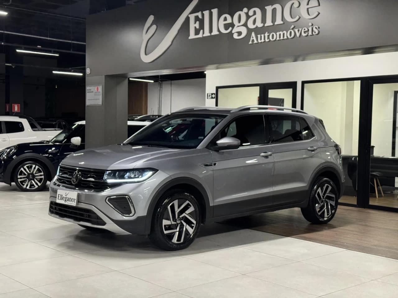 Volkswagen T-Cross 1.4 250 TSI TOTAL FLEX HIGHLINE AUTOMÁTICO