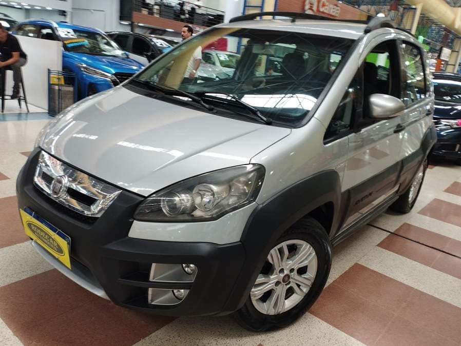 Fiat Idea ADVENTURE 1.8 ETORQ LINDA 2013