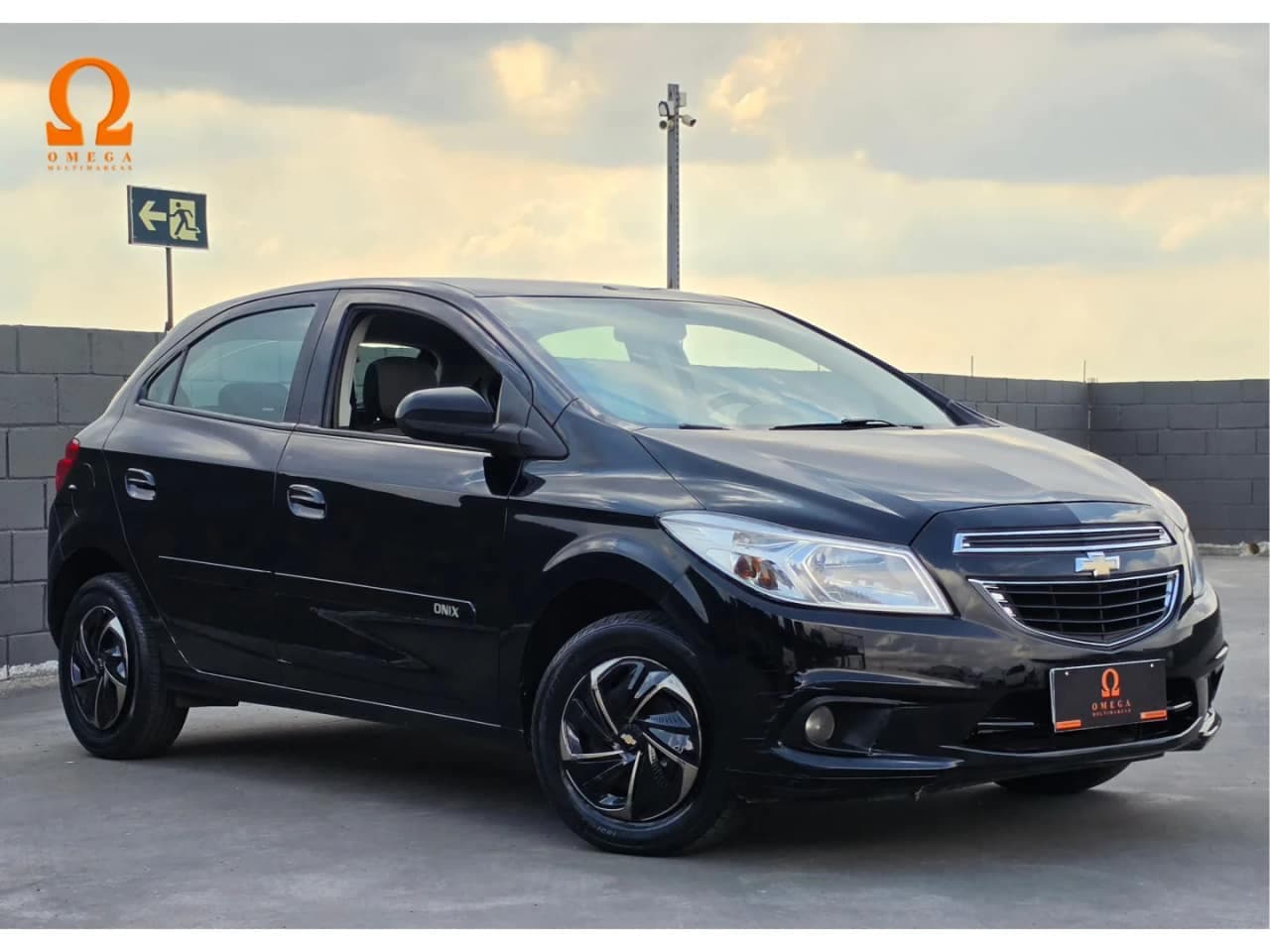 Chevrolet Onix 1.0 MPFI LT 8V FLEX 4P MANUAL
