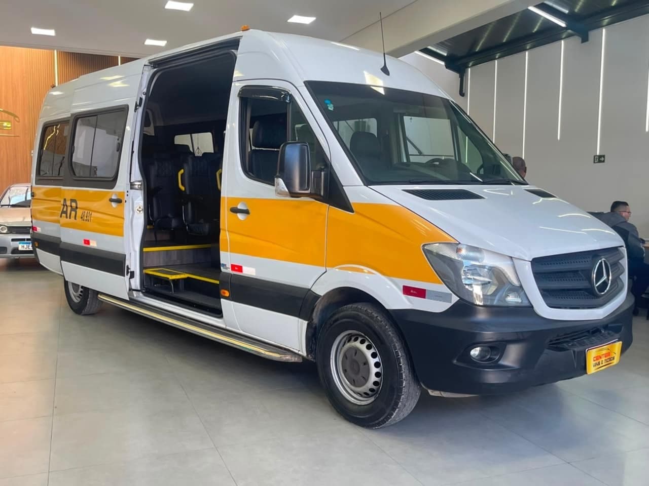 Mercedes-Benz Sprinter 2.2 CDI DIESEL FURGÃO 415 TA EXTRA LONGO MANUAL