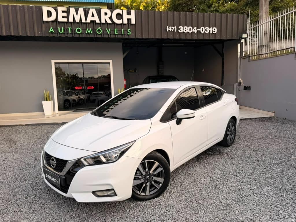 Nissan Versa advance