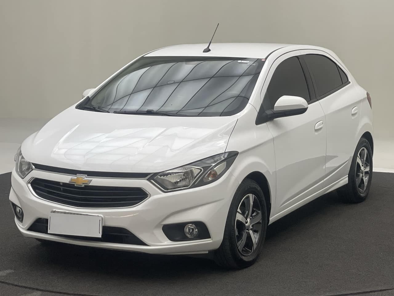 Chevrolet Onix ONIX HATCH LTZ 1.4 8V FlexPower 5p Mec.
