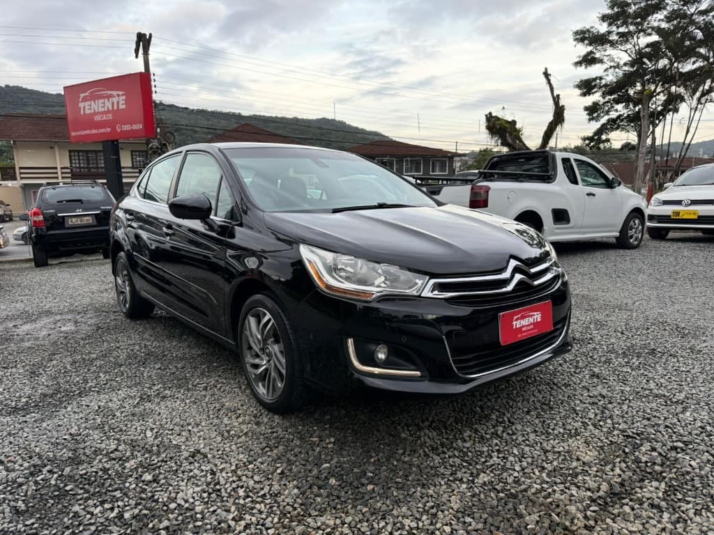 Citroen C4 Lounge THP 1.6