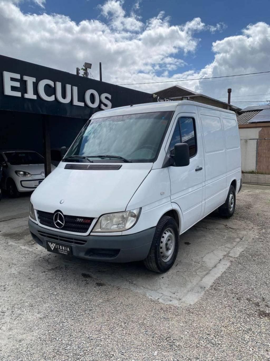 Mercedes-Benz Sprinter 311 Furgão Curto 2.2 Dies