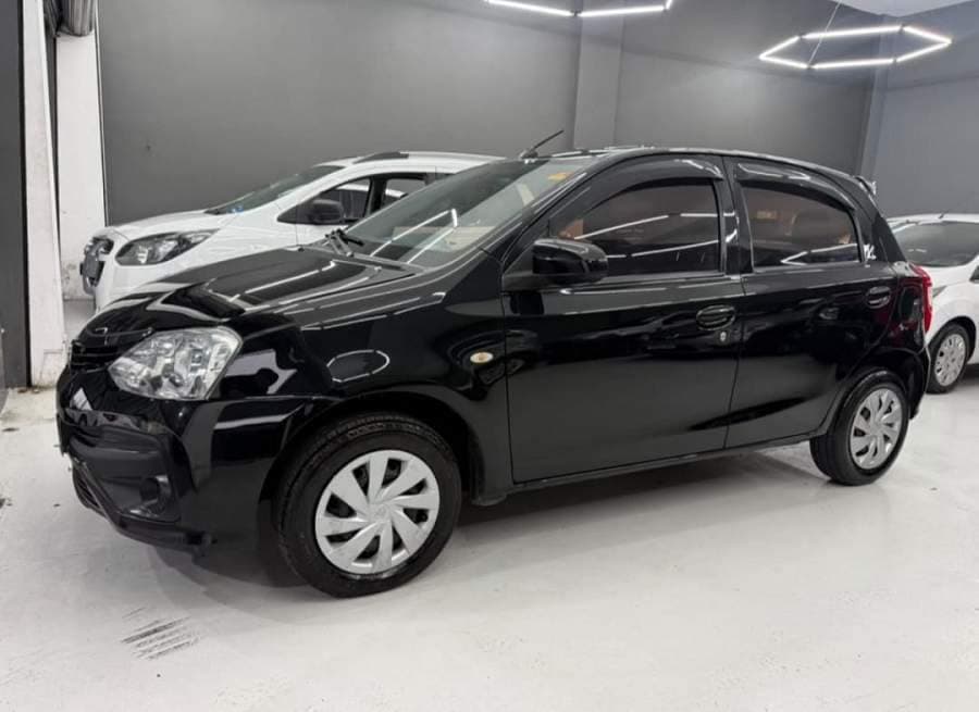 Toyota Etios HB XS 15 AT