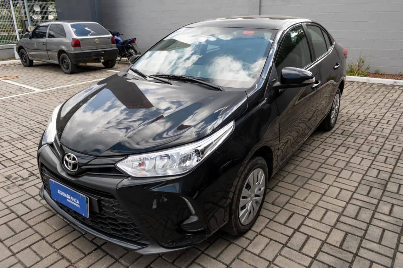 Toyota Yaris 1.5 16V FLEX SEDAN XL MULTIDRIVE