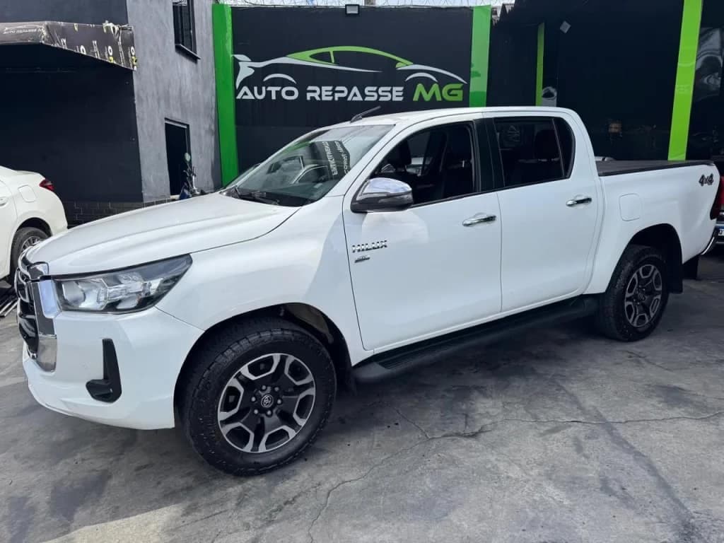 Toyota Hilux 2.7 VVT-i FLEX CD SRV 4X4 AUTOMÁTICO