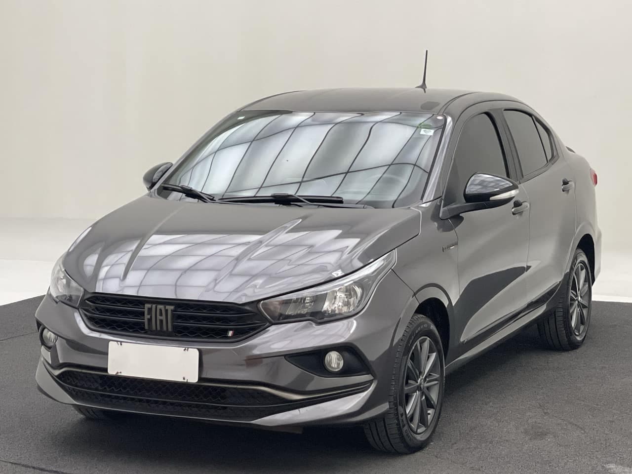 Fiat Cronos CRONOS DRIVE 1.3 8V Flex