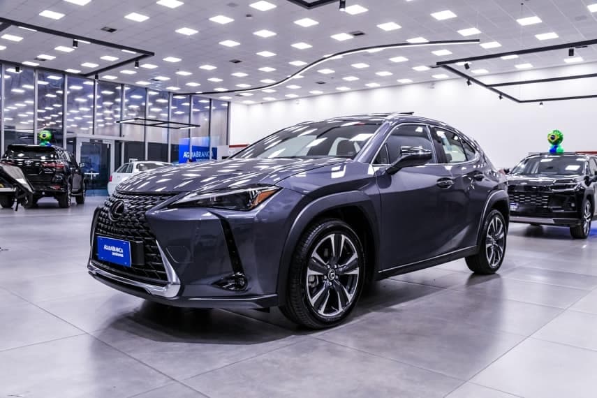 Lexus Ux 2.0 VVT-I HYBRID CVT