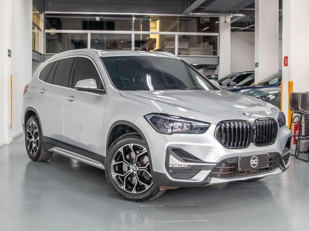 BMW X1 2.0 16V TURBO ACTIVEFLEX SDRIVE20I X-LINE 4P AUTOMÁTICO