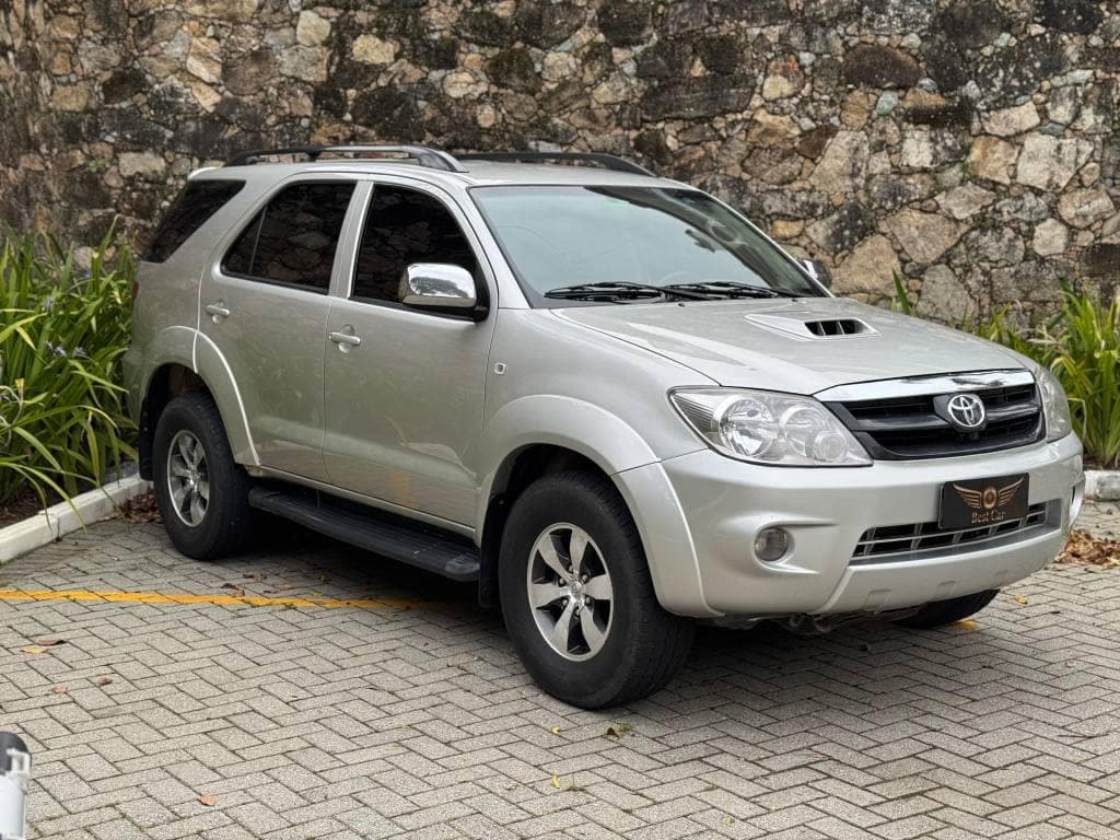 Toyota Hilux 20V