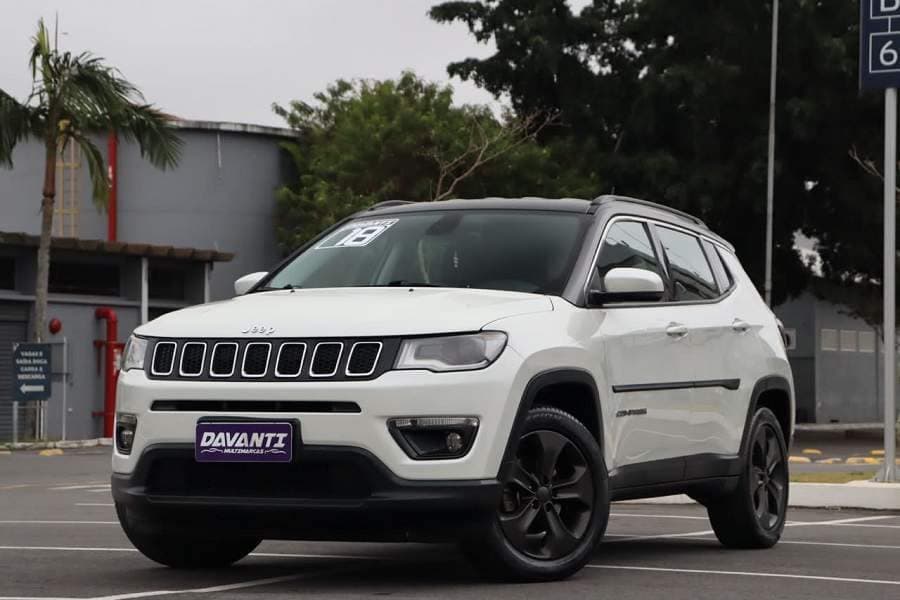 Jeep Compass LONGITUDE 2.0 BANCOS DE COURO + MULTIMIDIA