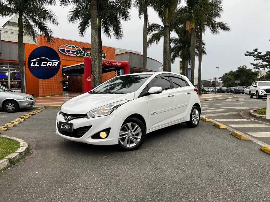 Hyundai HB20 PREMIUM 1.6 - BAIXO KM - RODA DE LIGA LEVE