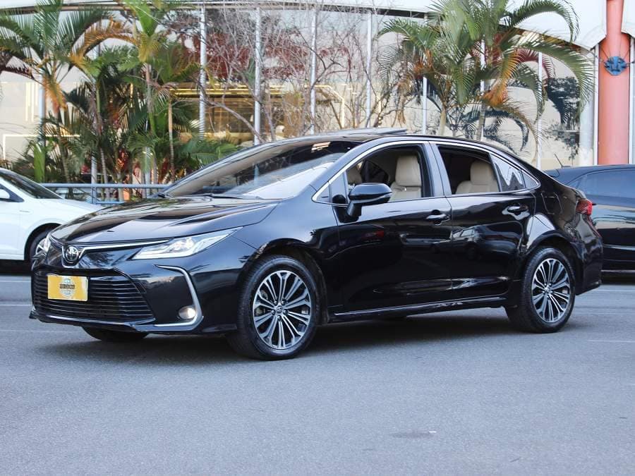 Toyota Corolla 2.0 ALTIS CVT+COURO+MULTIMÍDIA E 61.000KM
