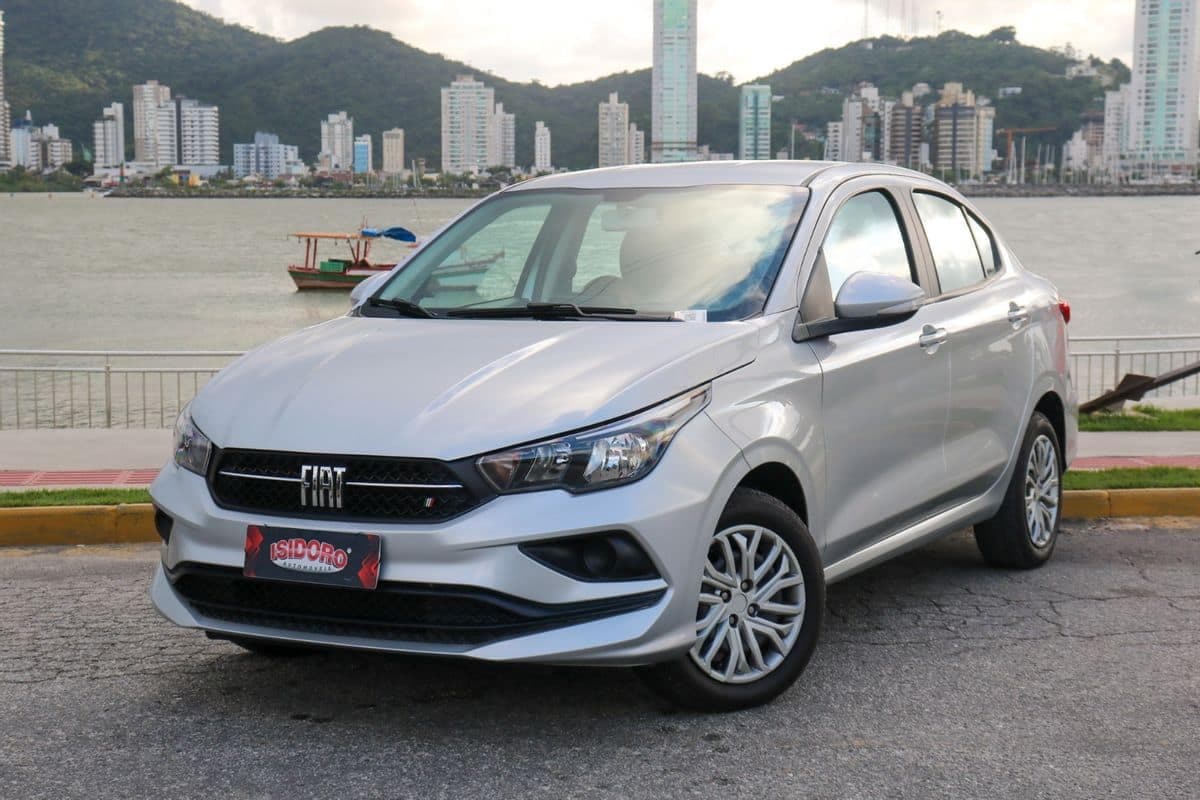 Fiat Cronos 1.3 8V Flex