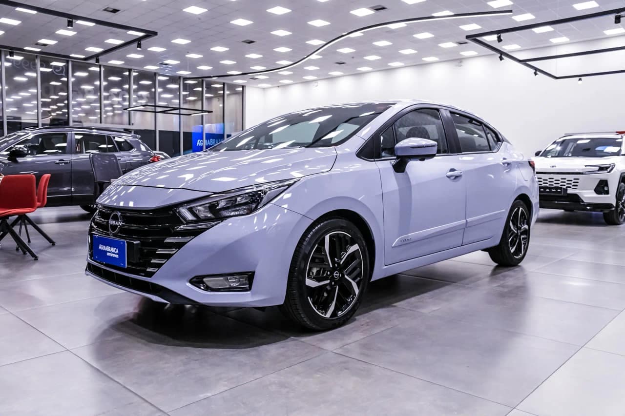 Nissan Versa 1.6 16V FLEX EXCLUSIVE XTRONIC