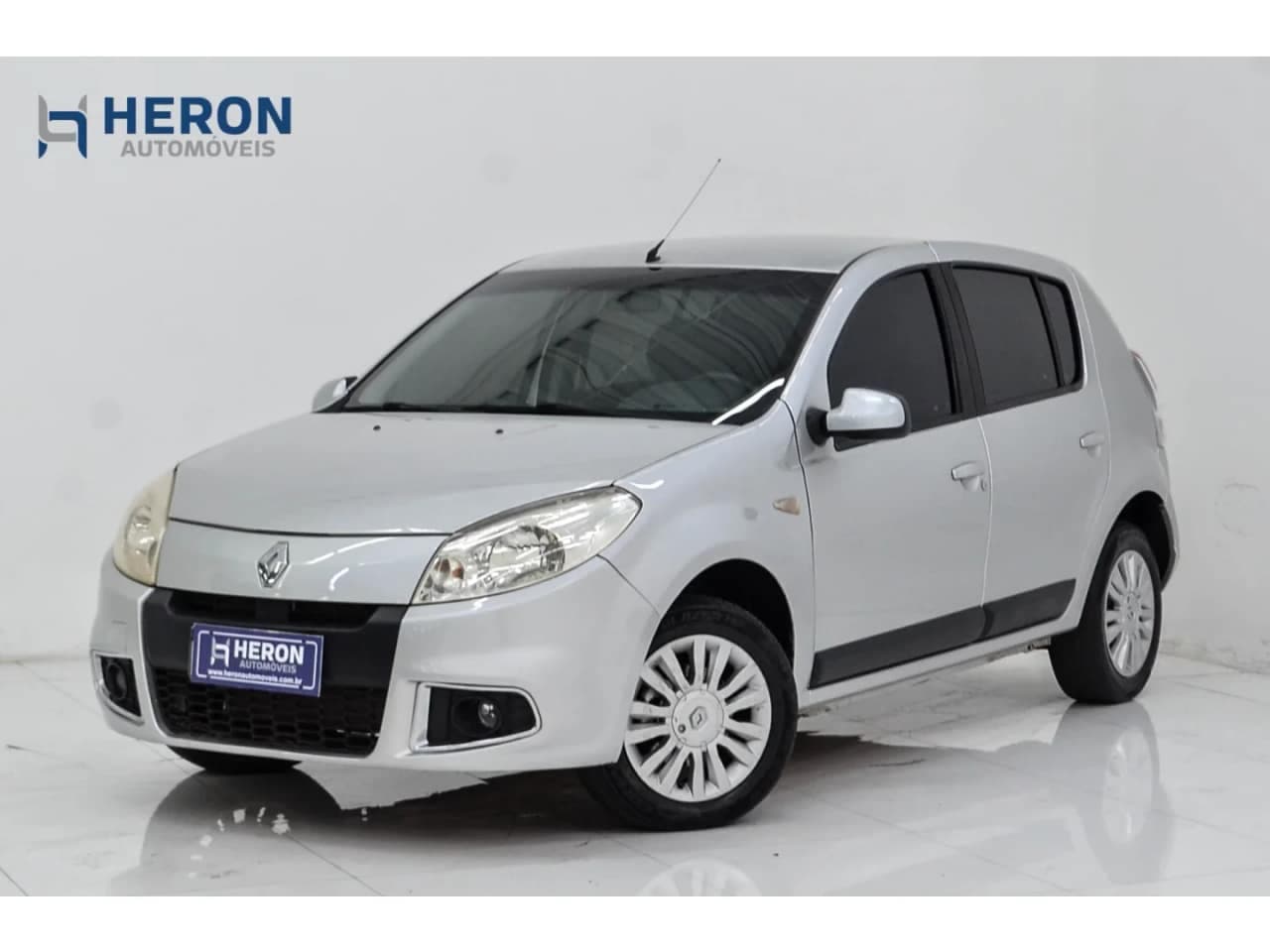 Renault Sandero 1.6 PRIVILÉGE 16V FLEX 4P AUTOMÁTICO