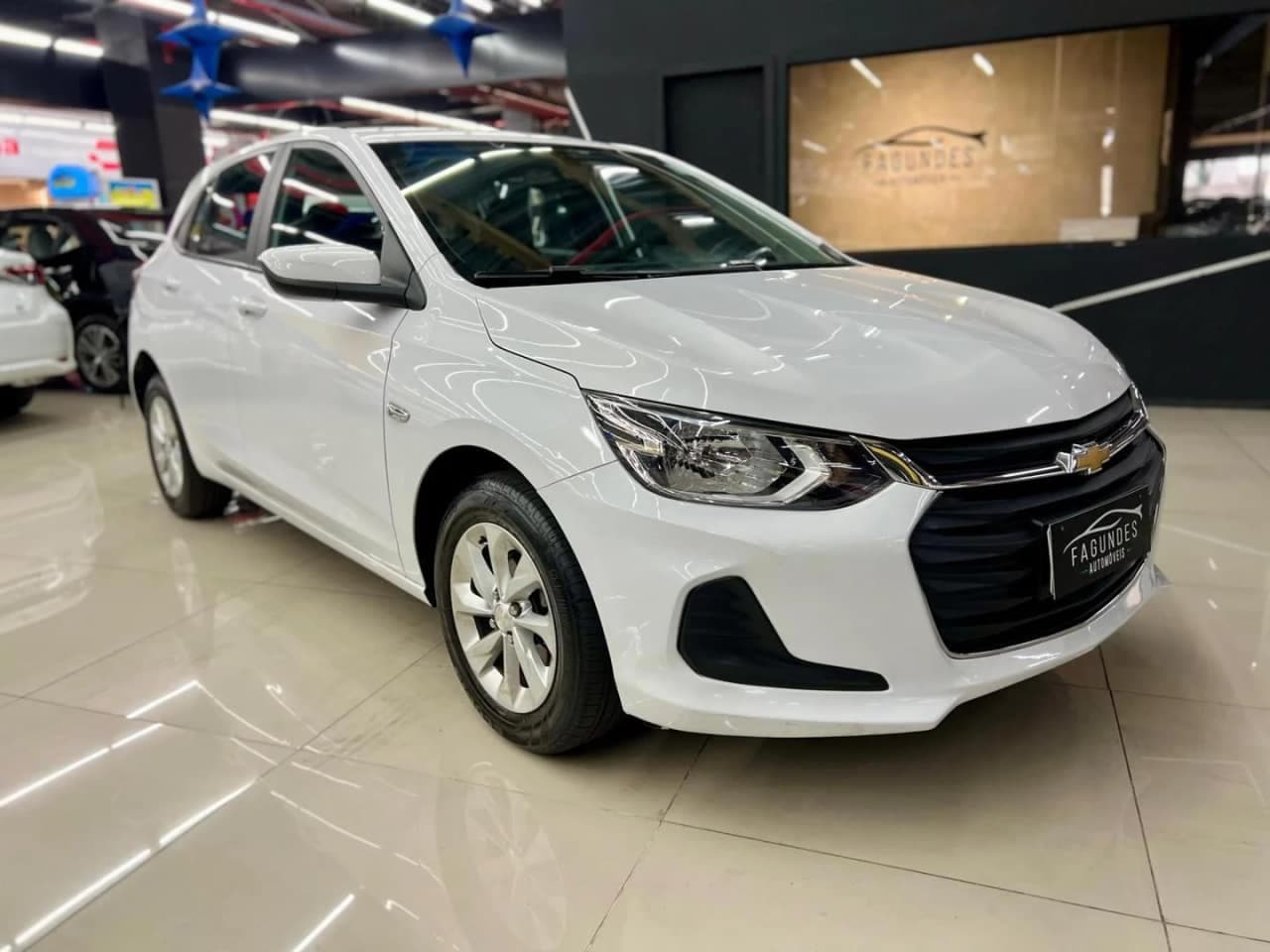 Chevrolet Onix onix 10tmt lt1