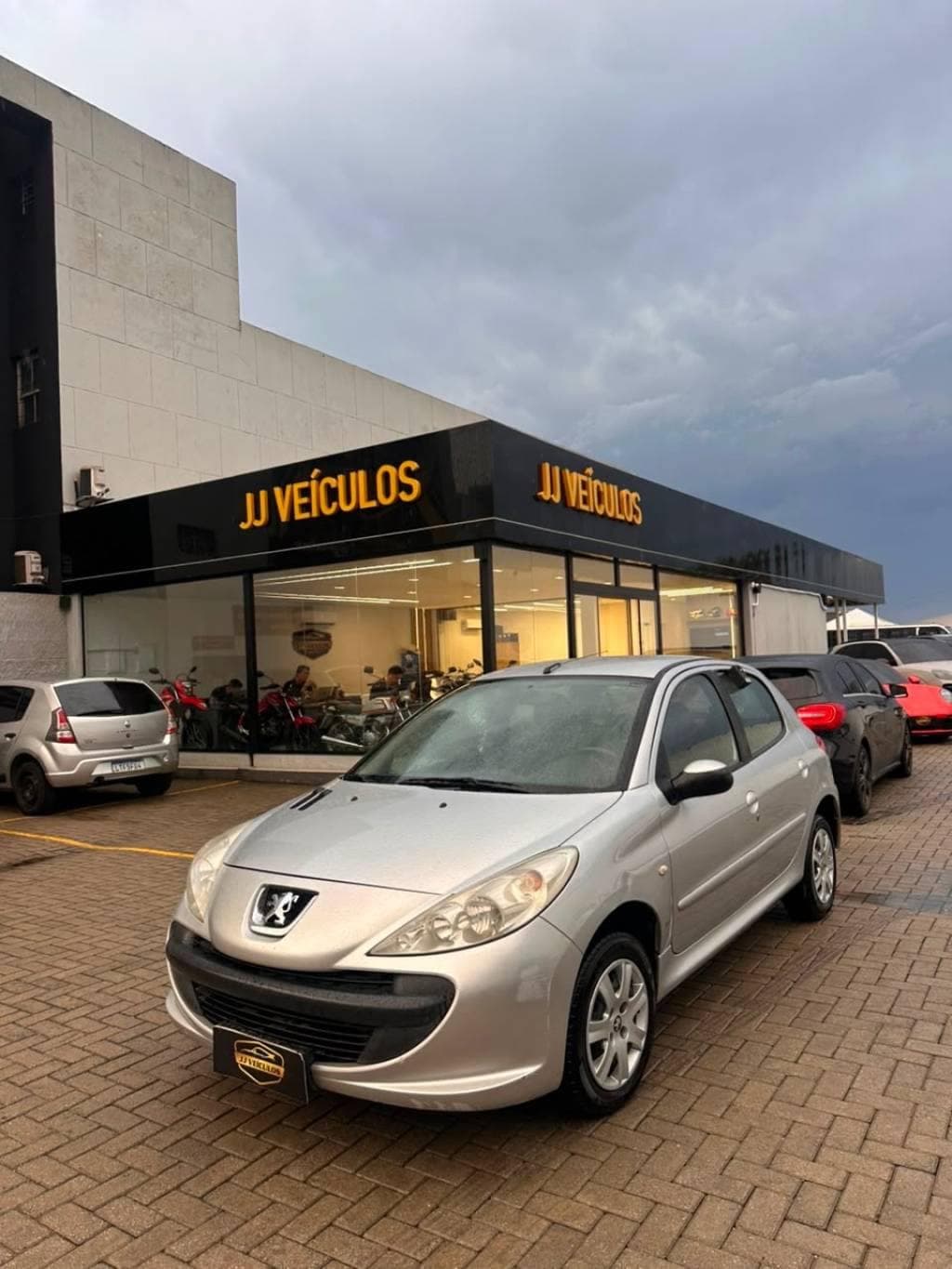 Peugeot 207 XR 1.4 Flex 8V 5p