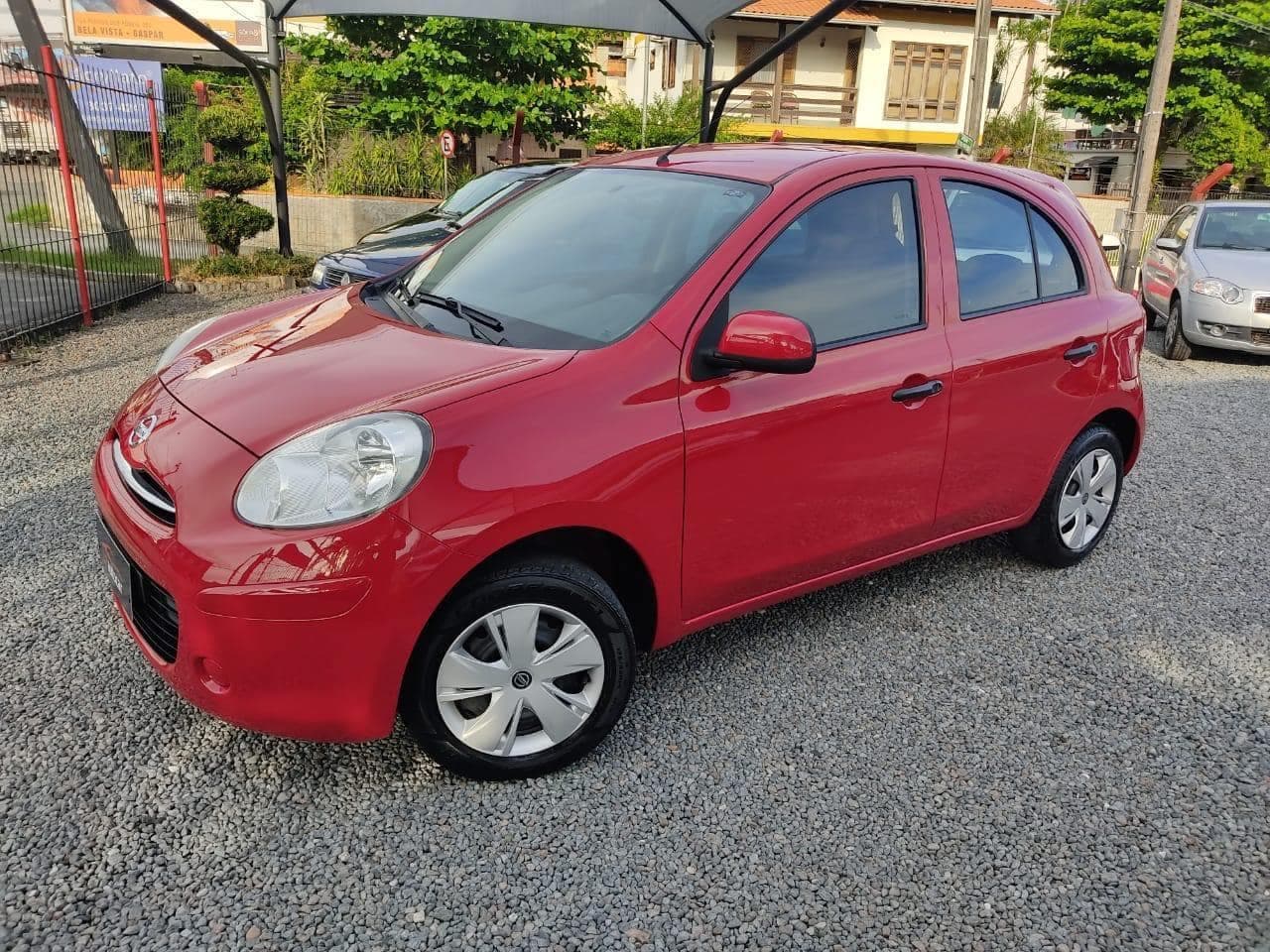 Nissan March S 1.0 16V Flex Fuel 5p
