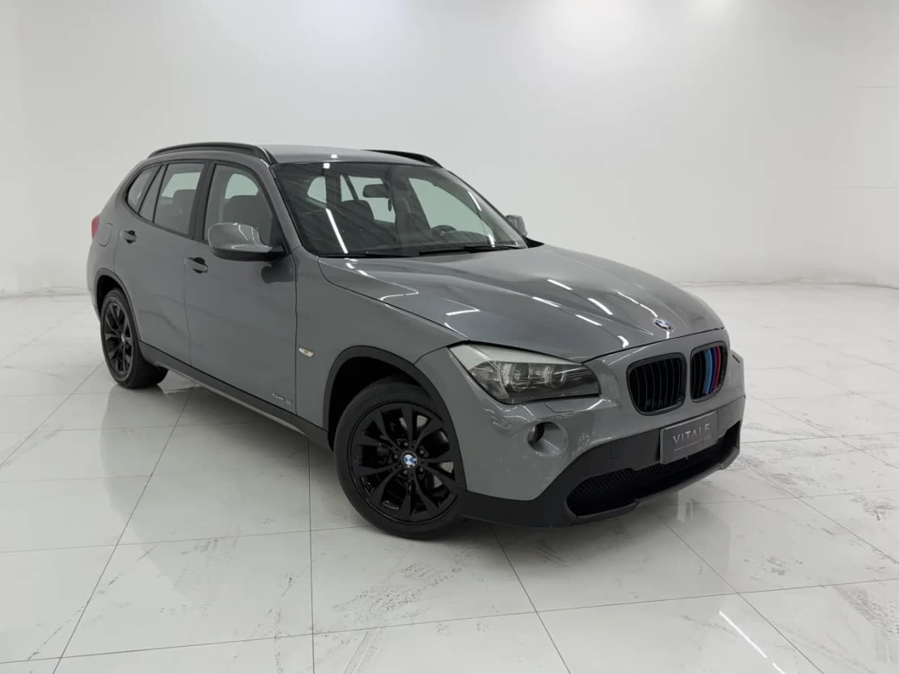 BMW X1 2.0 18I 4X2 16V GASOLINA 4P AUTOMÁTICO
