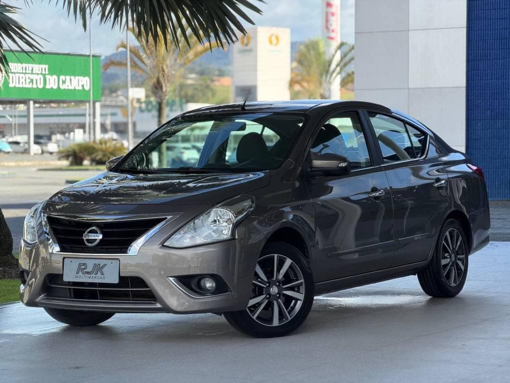 Nissan Versa