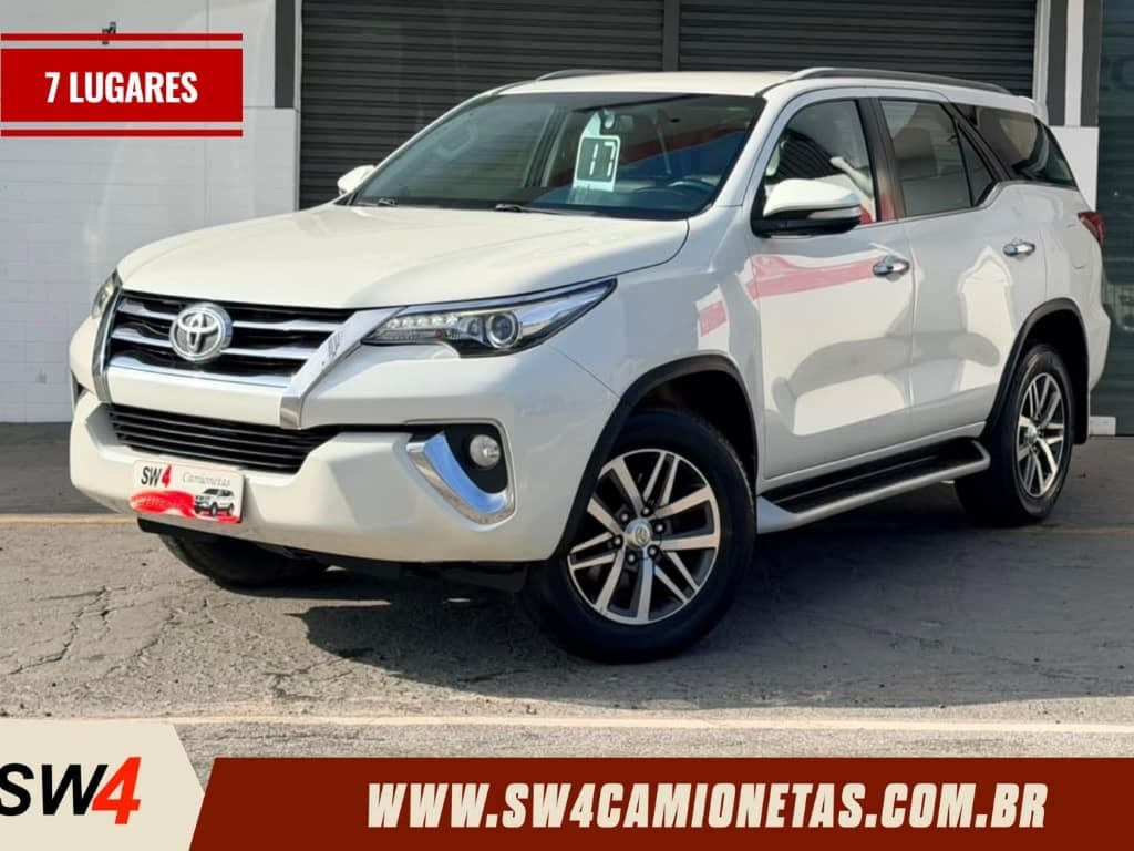 Toyota Hilux SW4 SRX 7L