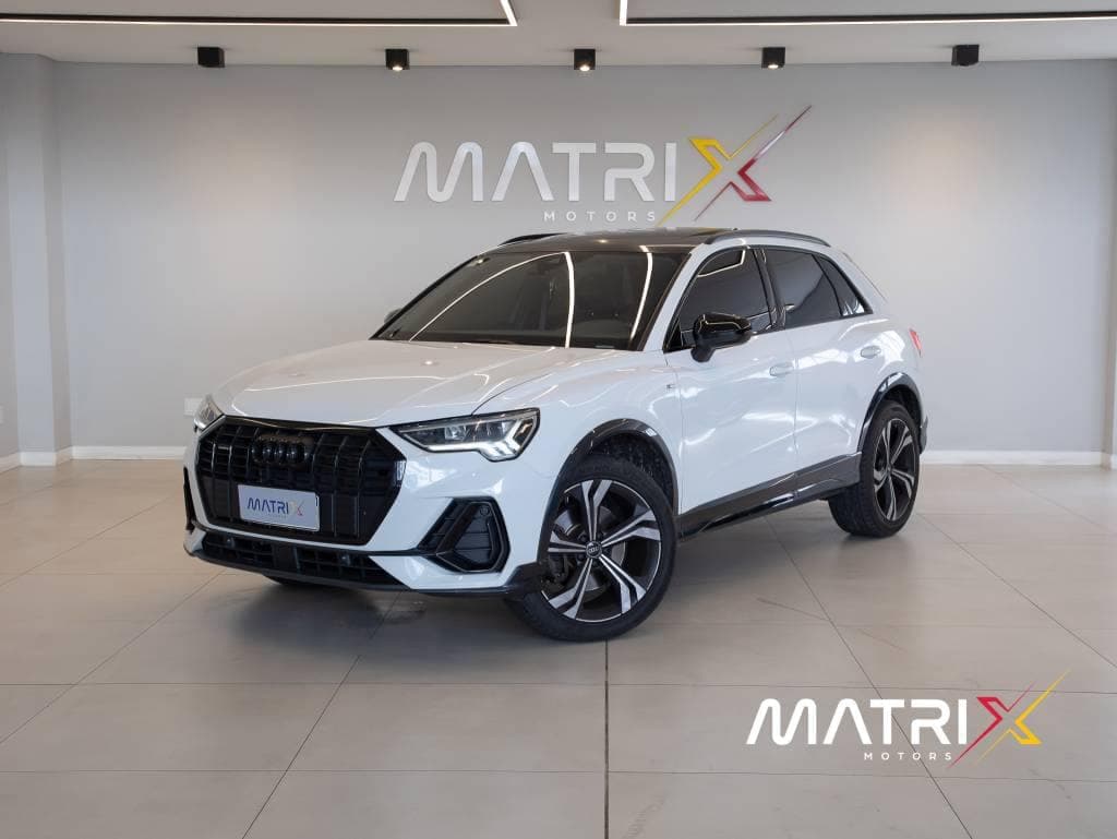 Audi Q3 2.0 Q3 PERF. BLACK TFSI TIPTR. QUATTRO
