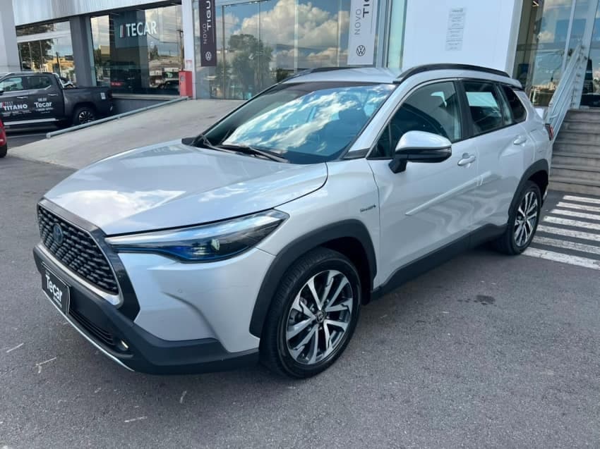 Corolla Cross Hybrido