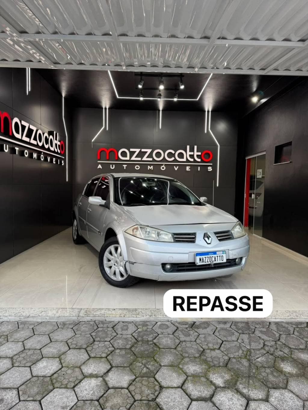 Renault Mégane 2.0 SEDAN DYNAMIQUE AUT. 20V