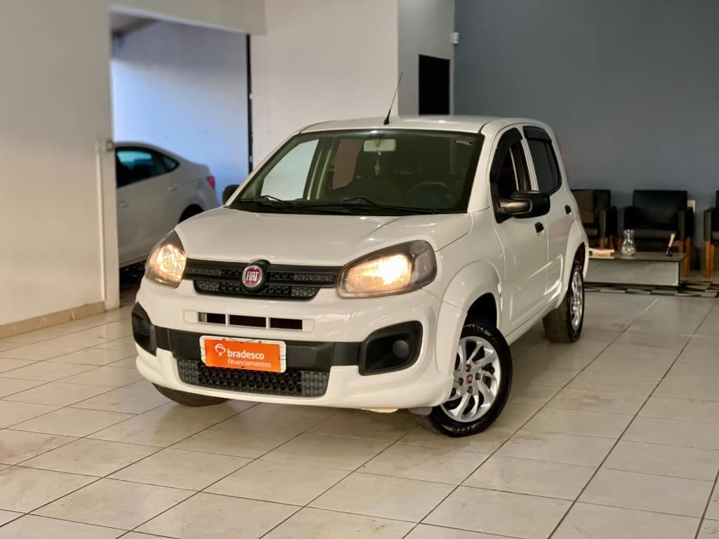 Fiat Uno Attractive 1.0 Fire Flex 8v 5p