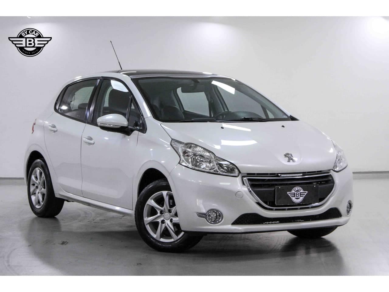 Peugeot 208 1.5 ALLURE 8V FLEX 4P MANUAL