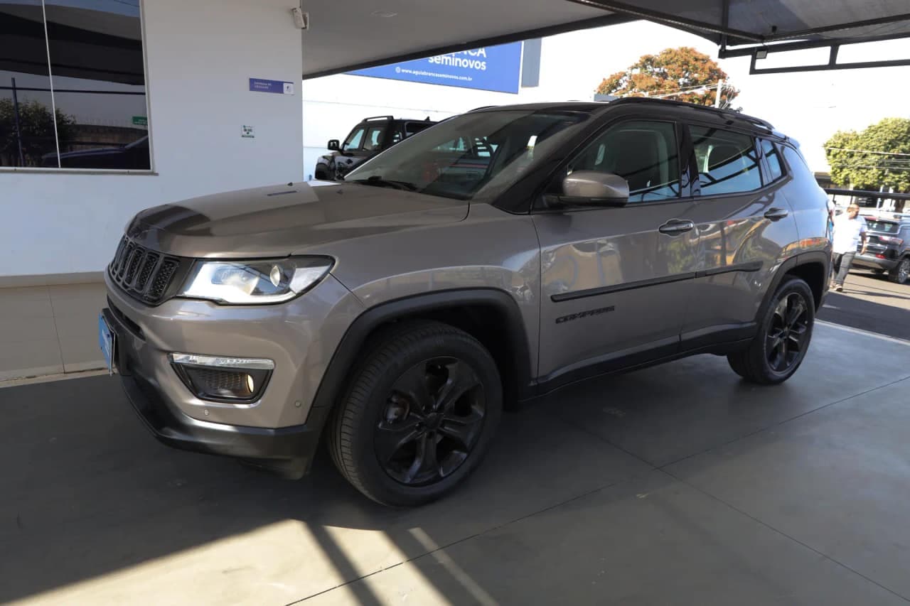 Jeep Compass 2.0 16V FLEX LONGITUDE AUTOMÁTICO